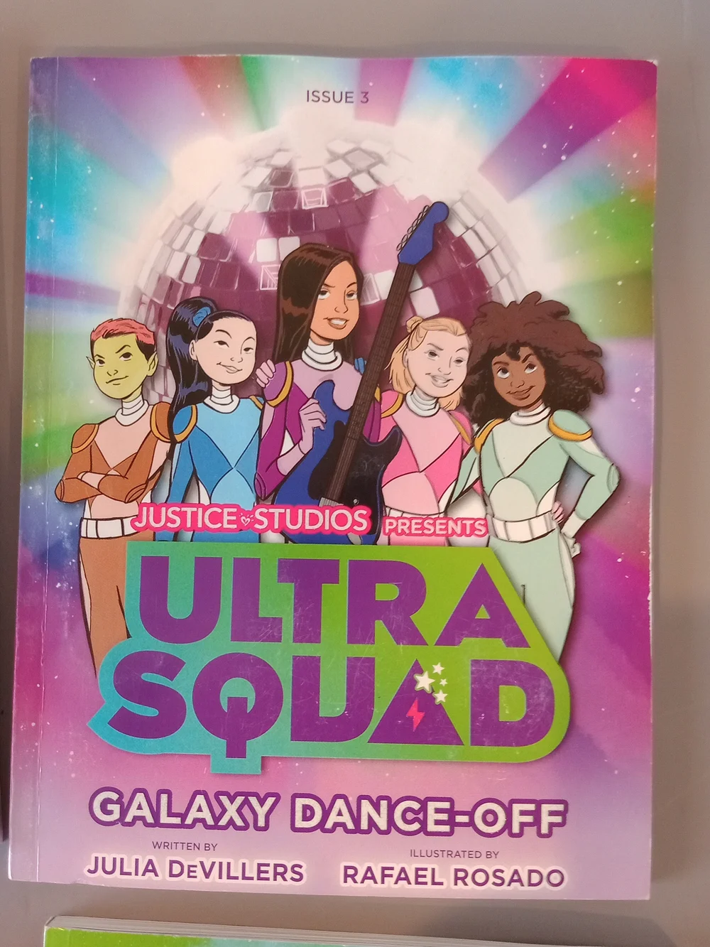 Ultra Squad Graphic Print Kids Book Set 1-4